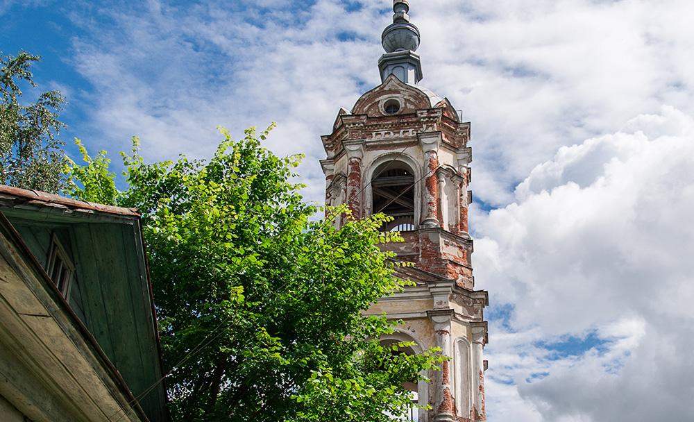 Крестознаменская церковь