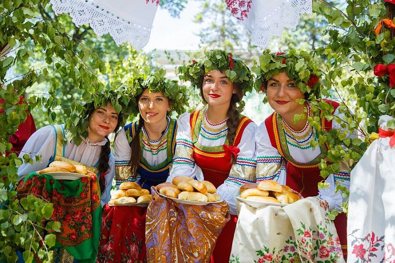 Межрегиональный фольклорный праздник «Троицкие гуляния» 